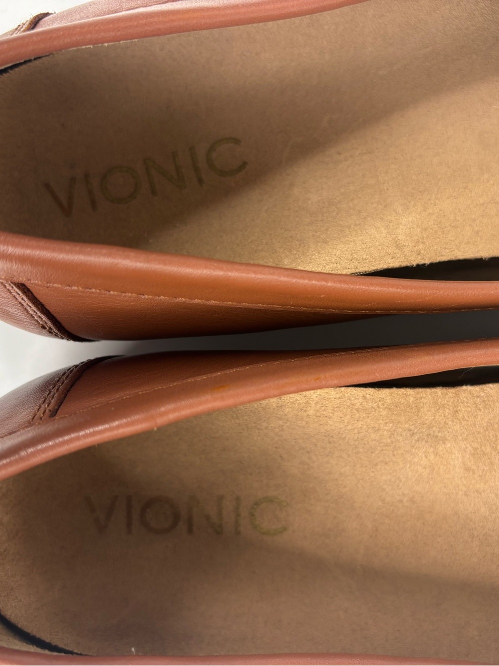 Vionic Kenya Cognac Brown
Leather Horsebit Loafers
Comfort Driving Flats 9.5 - Picture 3 of 9